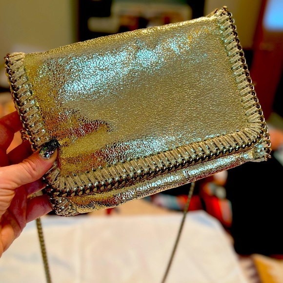 Gold crossbody bag - Picture 2 of 5